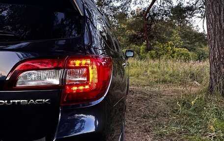 Subaru Outback IV рестайлинг, 2020 год, 3 045 000 рублей, 4 фотография