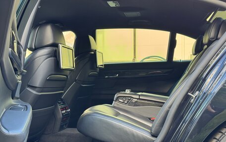 BMW 7 серия, 2013 год, 1 600 000 рублей, 27 фотография