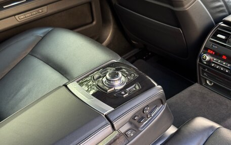 BMW 7 серия, 2013 год, 1 600 000 рублей, 29 фотография
