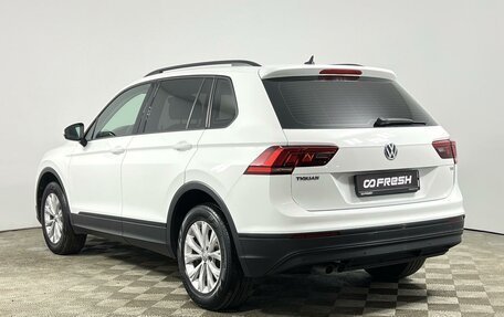 Volkswagen Tiguan II, 2017 год, 1 835 200 рублей, 2 фотография