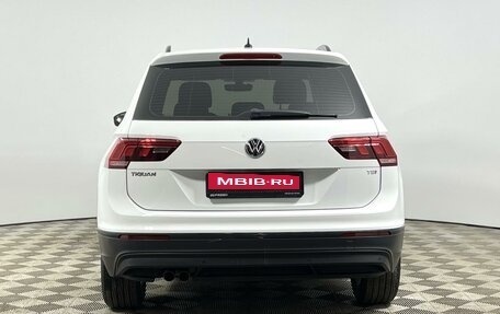 Volkswagen Tiguan II, 2017 год, 1 835 200 рублей, 4 фотография