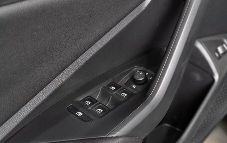 Volkswagen Jetta VII, 2020 год, 2 299 000 рублей, 21 фотография