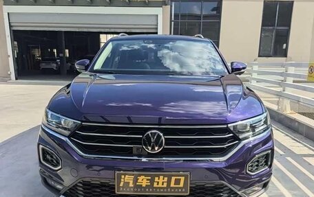 Volkswagen T-Roc I, 2022 год, 1 484 000 рублей, 11 фотография