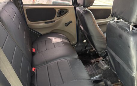 Chevrolet Niva I рестайлинг, 2006 год, 350 000 рублей, 3 фотография