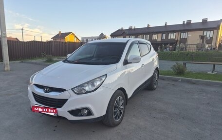 Hyundai ix35 I рестайлинг, 2012 год, 1 150 000 рублей, 2 фотография