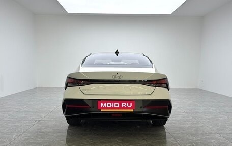 Hyundai Elantra, 2023 год, 1 750 000 рублей, 4 фотография