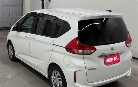 Honda Freed II, 2017 год, 1 497 000 рублей, 2 фотография