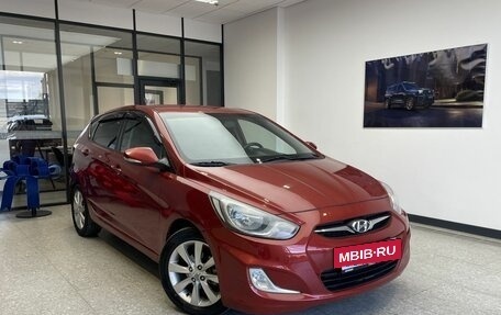 Hyundai Solaris II рестайлинг, 2012 год, 700 000 рублей, 3 фотография