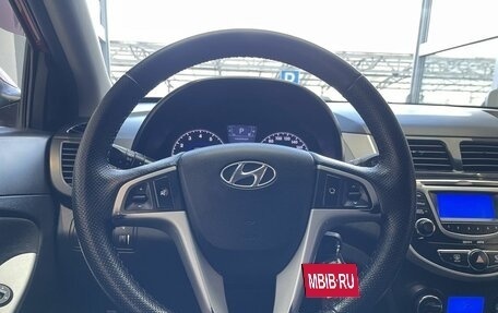 Hyundai Solaris II рестайлинг, 2012 год, 700 000 рублей, 11 фотография