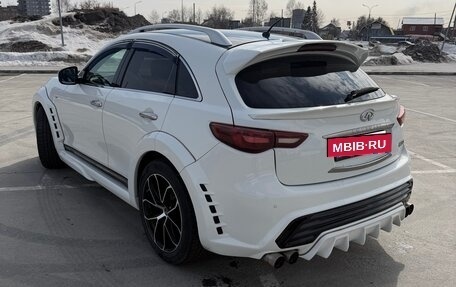 Infiniti FX II, 2013 год, 2 350 000 рублей, 3 фотография
