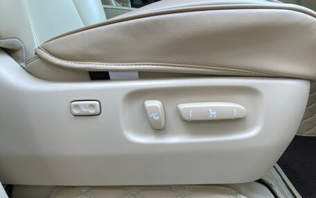 Lexus LX III, 2012 год, 4 450 000 рублей, 24 фотография