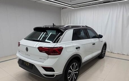 Volkswagen T-Roc I, 2022 год, 1 260 000 рублей, 4 фотография