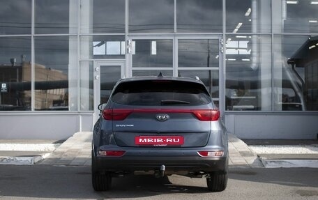 KIA Sportage IV рестайлинг, 2018 год, 2 150 000 рублей, 4 фотография