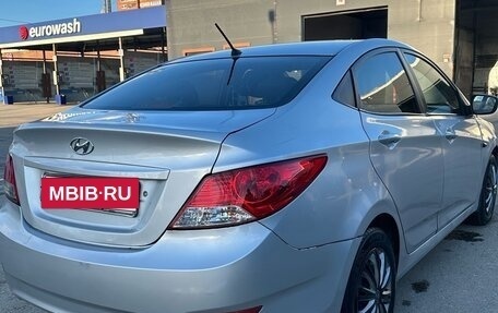 Hyundai Solaris II рестайлинг, 2012 год, 650 000 рублей, 5 фотография