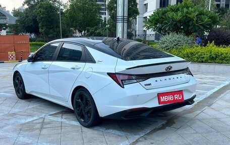 Hyundai Elantra, 2022 год, 1 200 000 рублей, 6 фотография