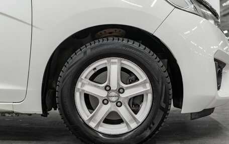 Honda Fit III, 2014 год, 700 000 рублей, 18 фотография