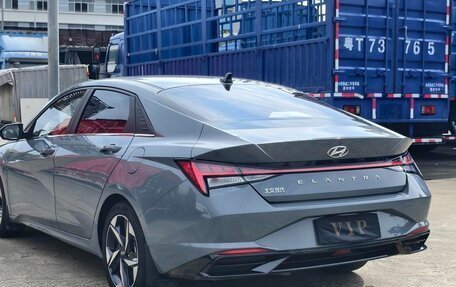 Hyundai Elantra, 2022 год, 1 350 000 рублей, 6 фотография