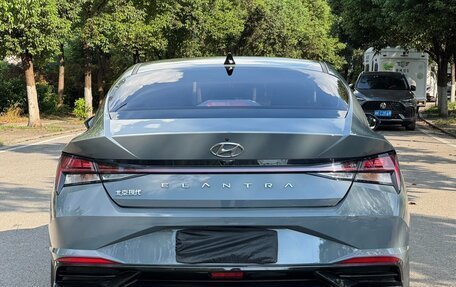 Hyundai Elantra, 2022 год, 1 300 000 рублей, 5 фотография