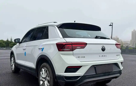 Volkswagen T-Roc I, 2022 год, 1 530 000 рублей, 4 фотография