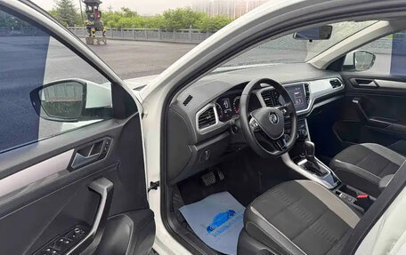 Volkswagen T-Roc I, 2022 год, 1 530 000 рублей, 7 фотография