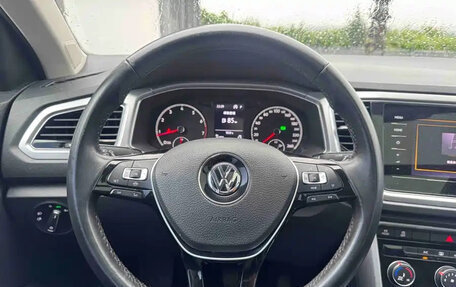 Volkswagen T-Roc I, 2022 год, 1 530 000 рублей, 15 фотография