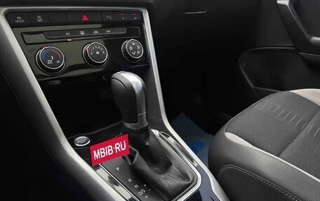Volkswagen T-Roc I, 2022 год, 1 530 000 рублей, 13 фотография