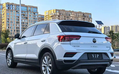 Volkswagen T-Roc I, 2022 год, 1 496 000 рублей, 7 фотография