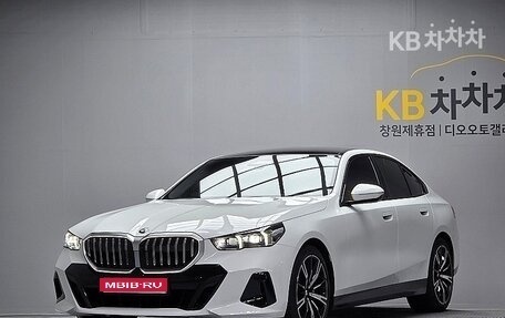 BMW 5 серия, 2025 год, 7 360 000 рублей, 1 фотография