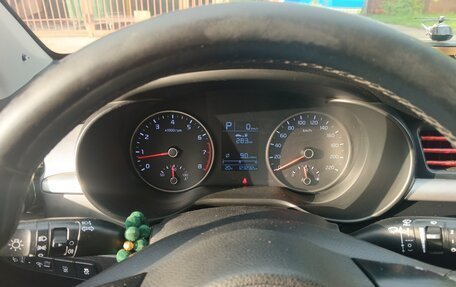 KIA Rio IV, 2018 год, 1 100 000 рублей, 4 фотография