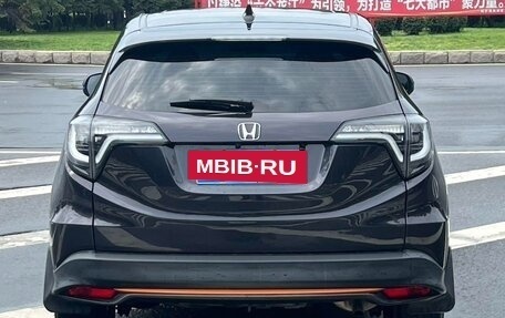 Honda Vezel, 2022 год, 1 595 000 рублей, 4 фотография