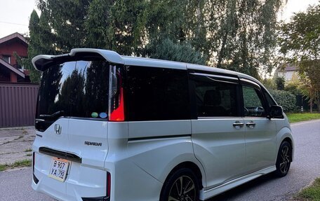 Honda Stepwgn IV, 2017 год, 1 750 000 рублей, 9 фотография