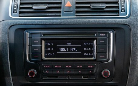 Volkswagen Jetta VI, 2013 год, 1 040 000 рублей, 21 фотография