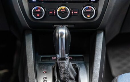 Volkswagen Jetta VI, 2013 год, 1 040 000 рублей, 23 фотография