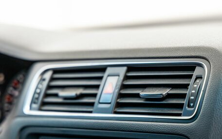 Volkswagen Jetta VI, 2013 год, 1 040 000 рублей, 27 фотография