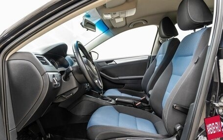 Volkswagen Jetta VI, 2013 год, 1 040 000 рублей, 25 фотография