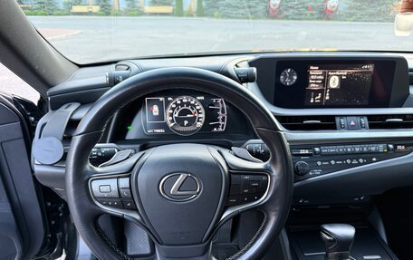 Lexus ES VII, 2018 год, 2 900 000 рублей, 24 фотография
