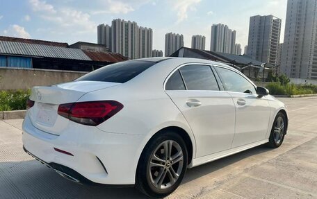 Mercedes-Benz A-Класс, 2022 год, 1 650 000 рублей, 4 фотография