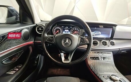 Mercedes-Benz E-Класс, 2017 год, 2 295 000 рублей, 19 фотография