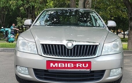 Skoda Octavia, 2010 год, 650 000 рублей, 2 фотография