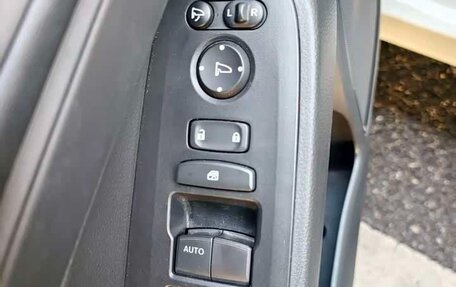 Honda Vezel, 2023 год, 1 500 330 рублей, 14 фотография