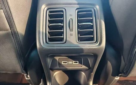 Honda Vezel, 2023 год, 1 500 330 рублей, 16 фотография