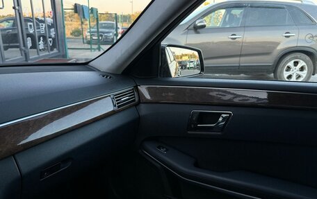 Mercedes-Benz E-Класс, 2011 год, 1 330 000 рублей, 27 фотография