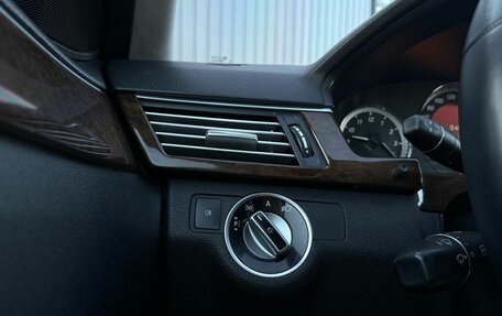 Mercedes-Benz E-Класс, 2011 год, 1 330 000 рублей, 24 фотография