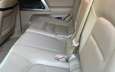 Toyota Land Cruiser 200, 2014 год, 5 300 000 рублей, 6 фотография