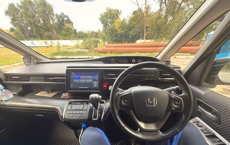 Honda Stepwgn IV, 2016 год, 1 850 000 рублей, 10 фотография