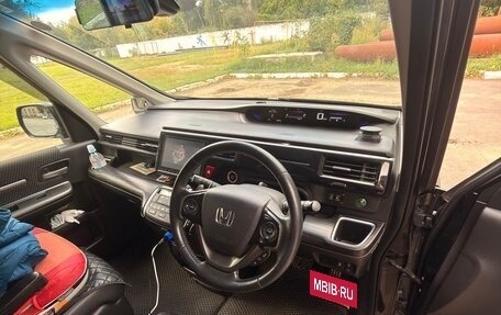 Honda Stepwgn IV, 2016 год, 1 850 000 рублей, 12 фотография