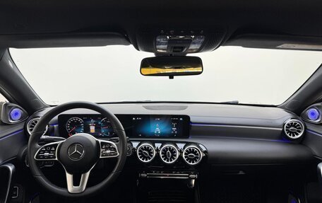 Mercedes-Benz A-Класс, 2022 год, 1 850 000 рублей, 11 фотография