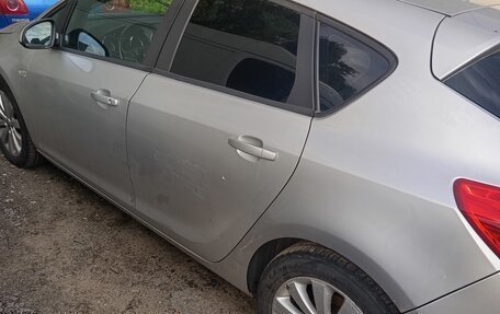 Opel Astra J, 2012 год, 400 000 рублей, 5 фотография