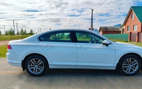 Volkswagen Passat B8 рестайлинг, 2017 год, 2 500 000 рублей, 10 фотография