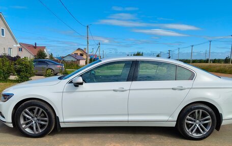 Volkswagen Passat B8 рестайлинг, 2017 год, 2 500 000 рублей, 13 фотография